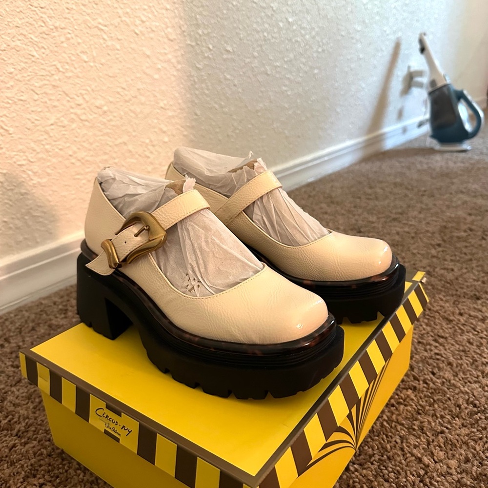 Circus by Sam Edelman Cream Platform Mary Janes